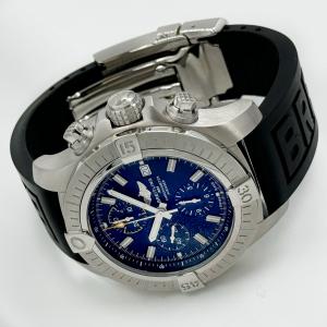 Breitling Avenger Chronograph